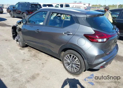 2023 Nissan Kicks Sv Xtronic Cvt z USA, uszkodzony, nr VIN 3N1CP5CV4PL509263